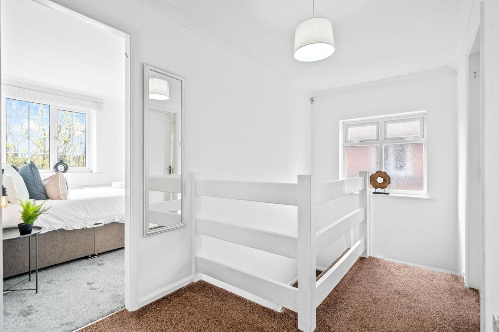 נוטינגהאם Bramcote Lane Spacious 5 Bedroom House מראה חיצוני תמונה