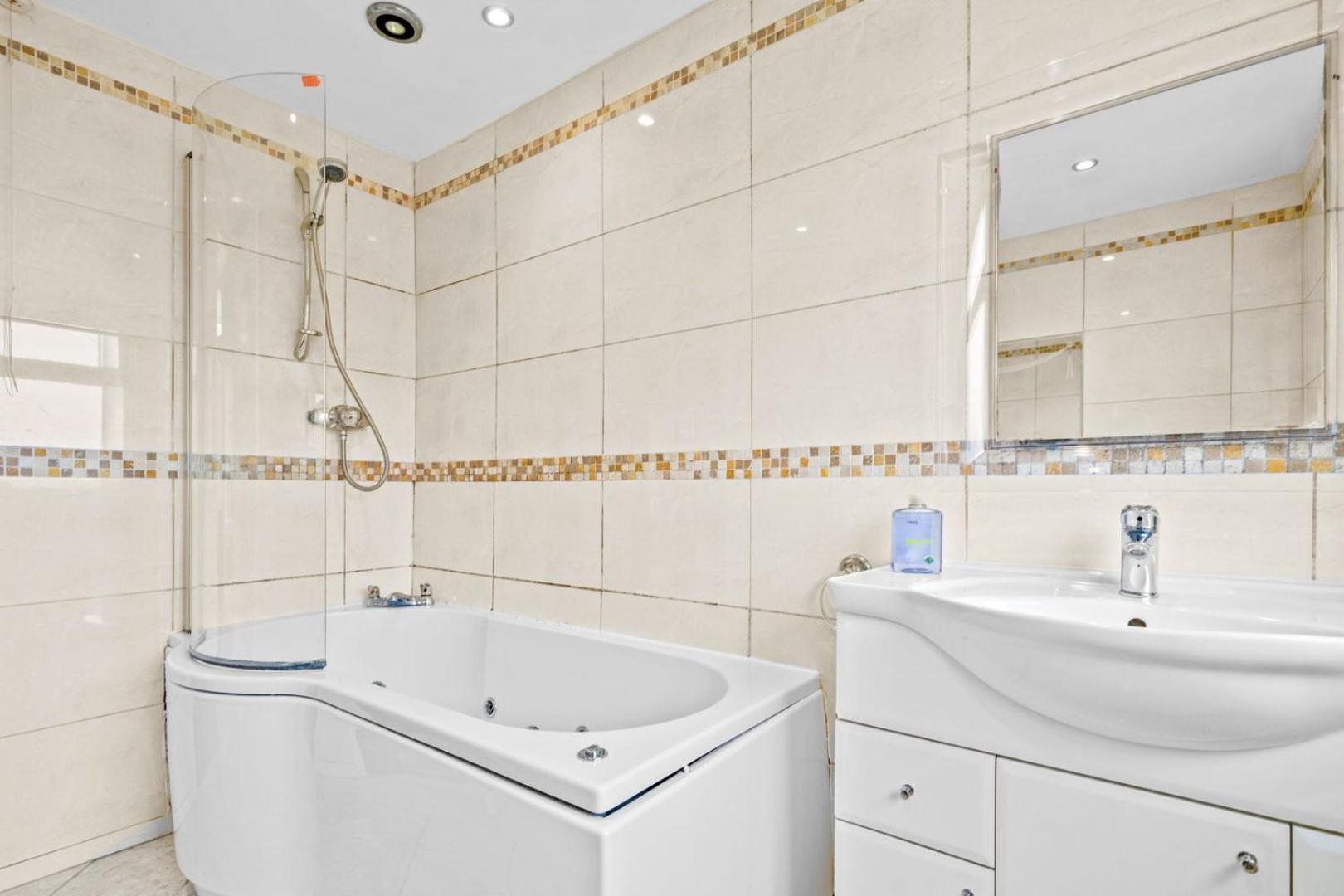 נוטינגהאם Bramcote Lane Spacious 5 Bedroom House מראה חיצוני תמונה